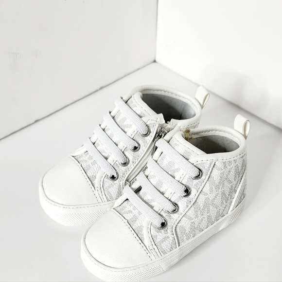 MICHAEL MICHAEL KORS Baby Split Logo Repeat High Top Sneaker Crib Shoes Size 2 - Picture 9 of 9